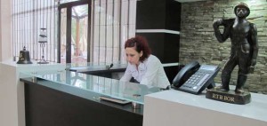 Данијела Николић, менаџер хотела на Борском језеру