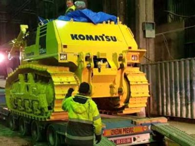 У РБМ стигао нови „комацу“- булдожер