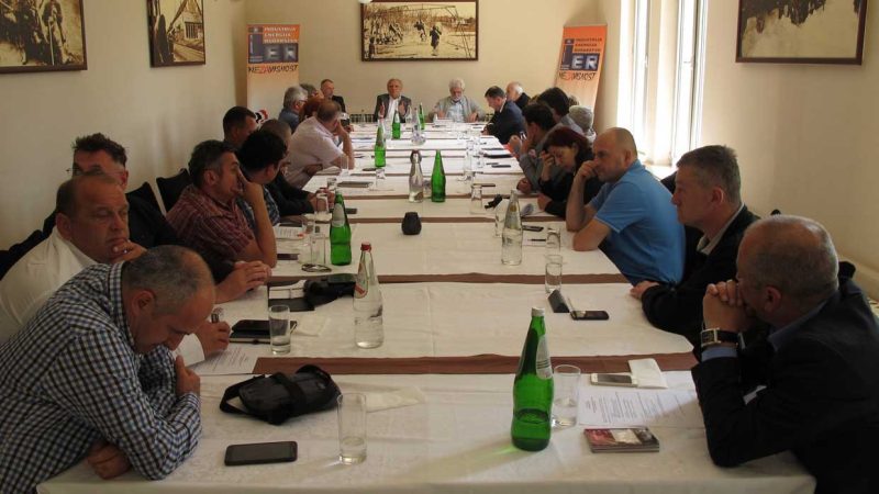 Округли сто "Реорганизација и приватизација РТБ-а – интерес радника и државе"